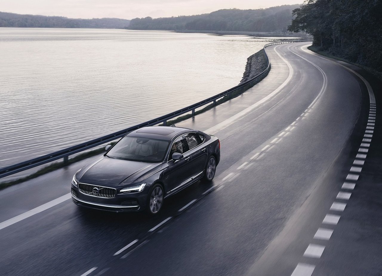 VOLVO S90 & V90 & V90 CROSS COUNTRY, foto 2
