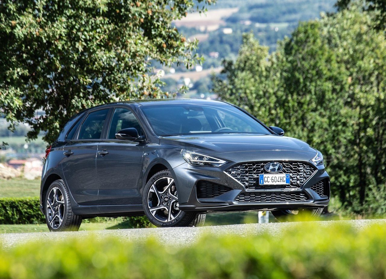 HYUNDAI i30, foto 2