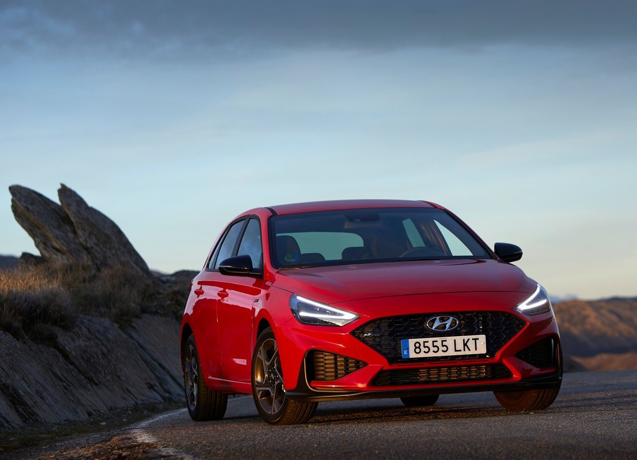 HYUNDAI i30, foto 8