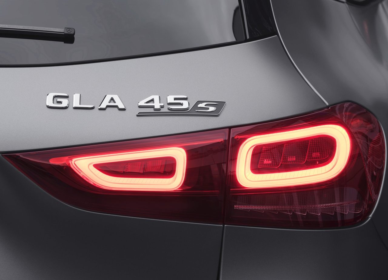 2021 - MERCEDES-AMG GLA 45, foto 18
