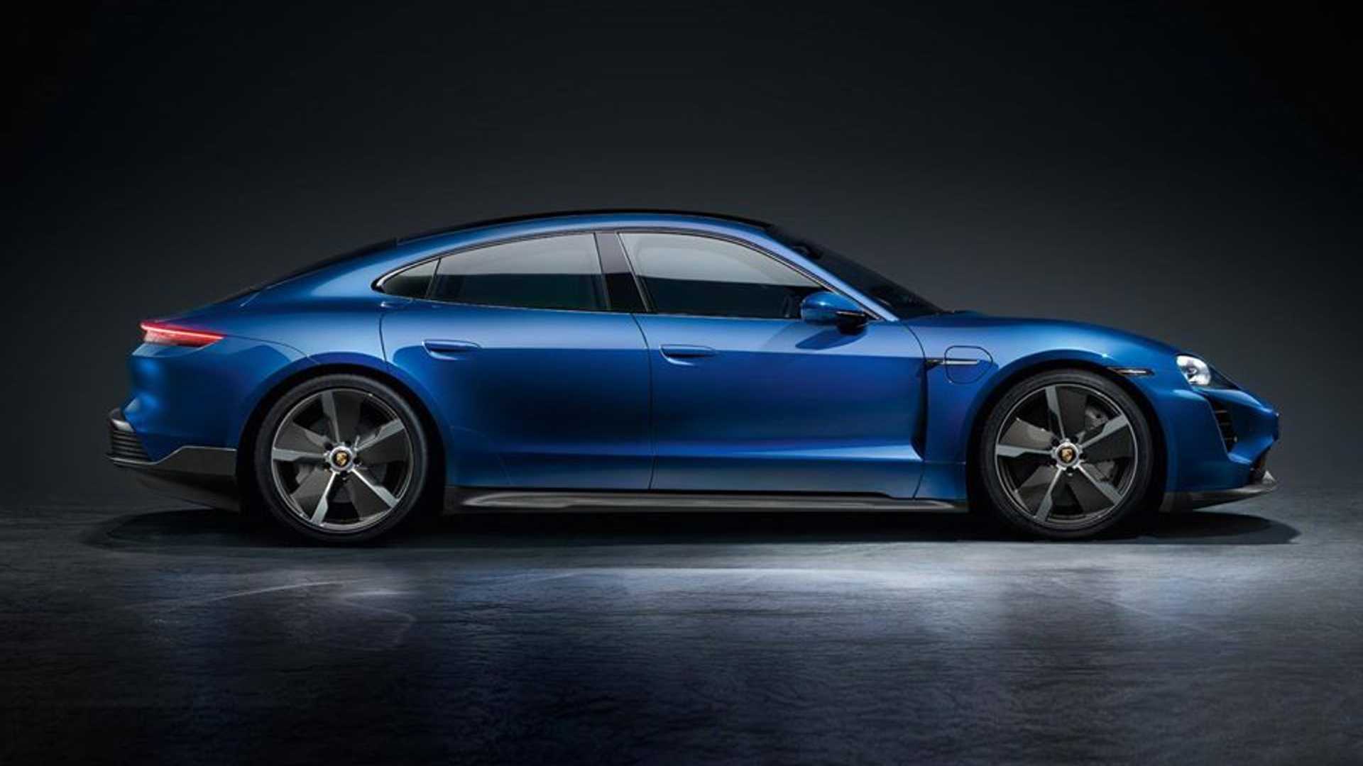 2020 - PORSCHE TAYCAN SPORTDESIGN PACKAGE CARBON, foto 3