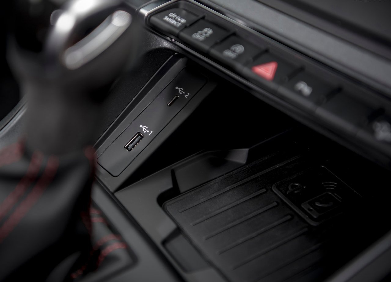 2020 - AUDI RS Q3 UK VERSION, foto 40