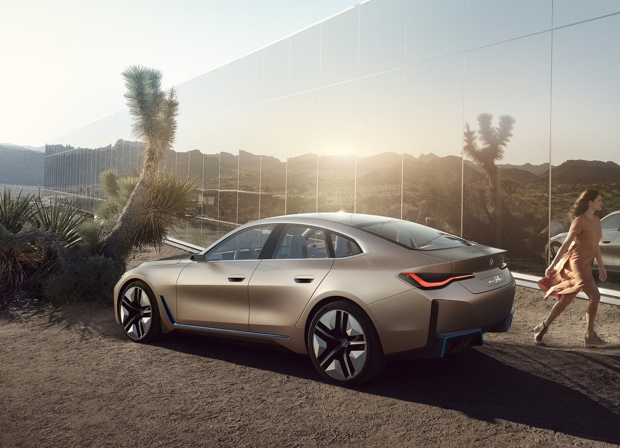 BMW i4 CONCEPT, foto 7
