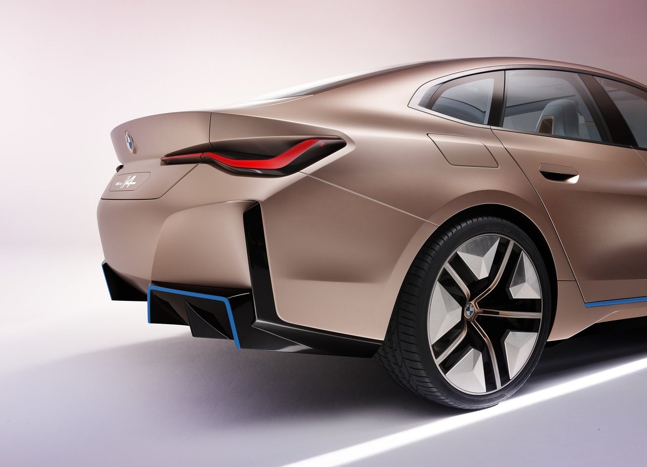 BMW i4 CONCEPT, foto 33