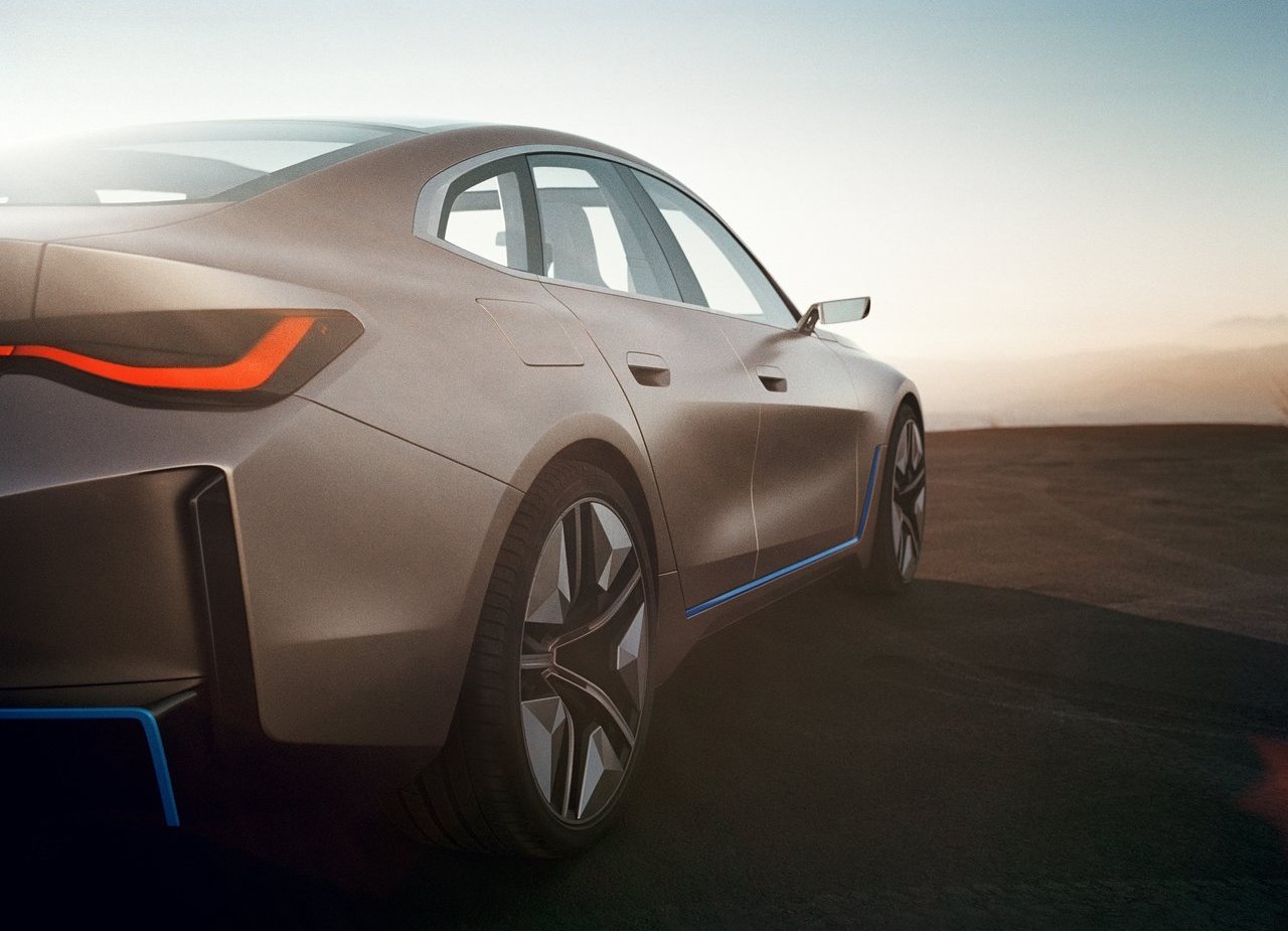 BMW i4 CONCEPT, foto 35