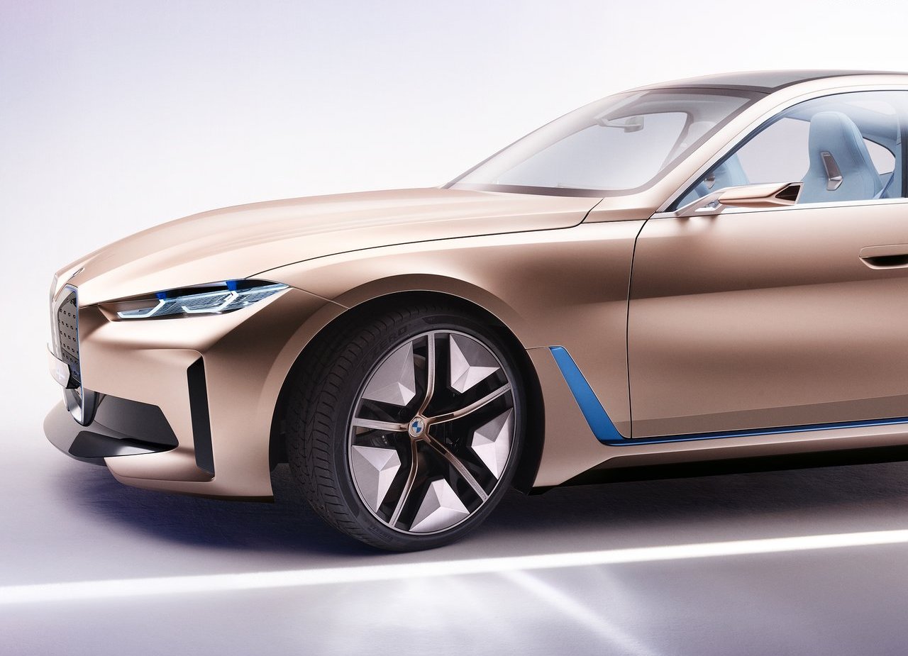 BMW i4 CONCEPT, foto 36