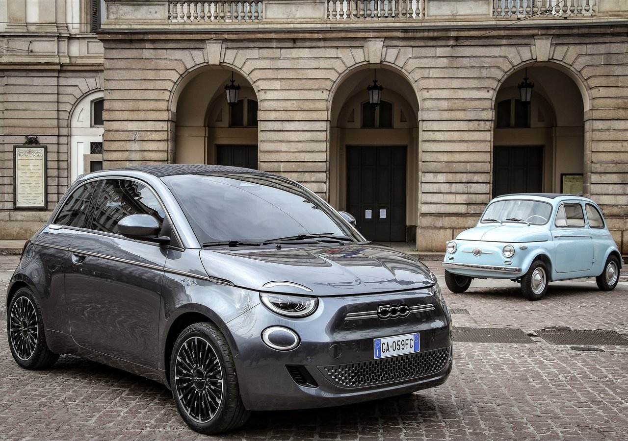 2021 - FIAT 500e CABRIOLET 'LA PRIMA', foto 45