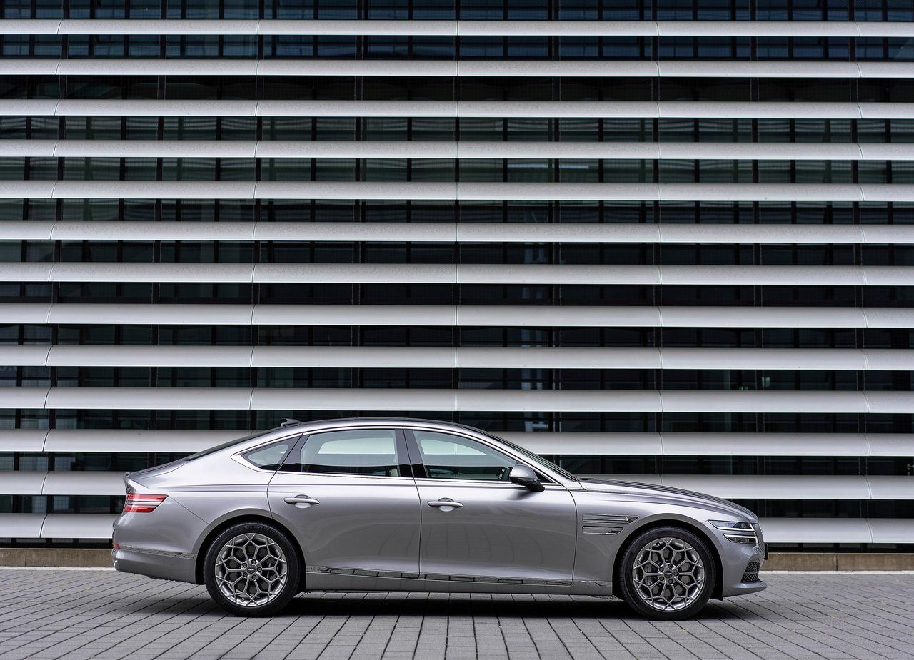 2021 - GENESIS G80, foto 18