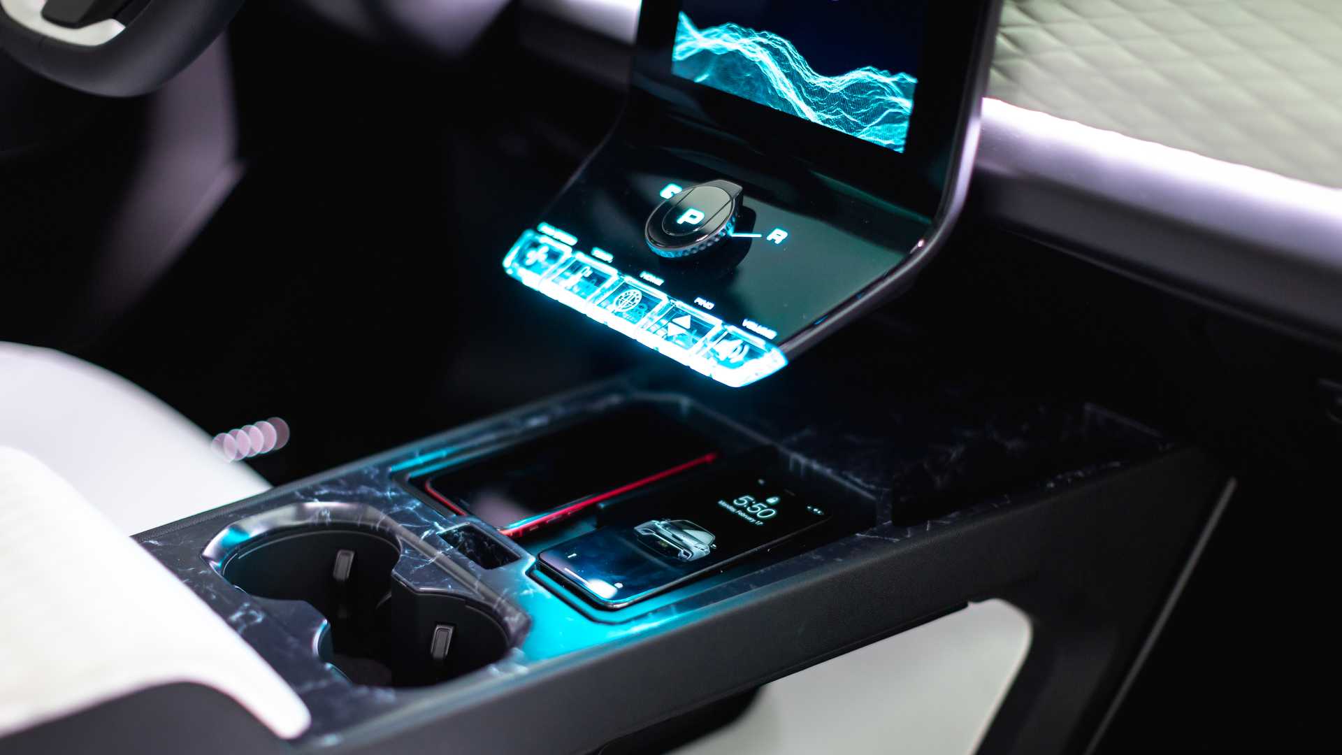 FISKER OCEAN, foto 37