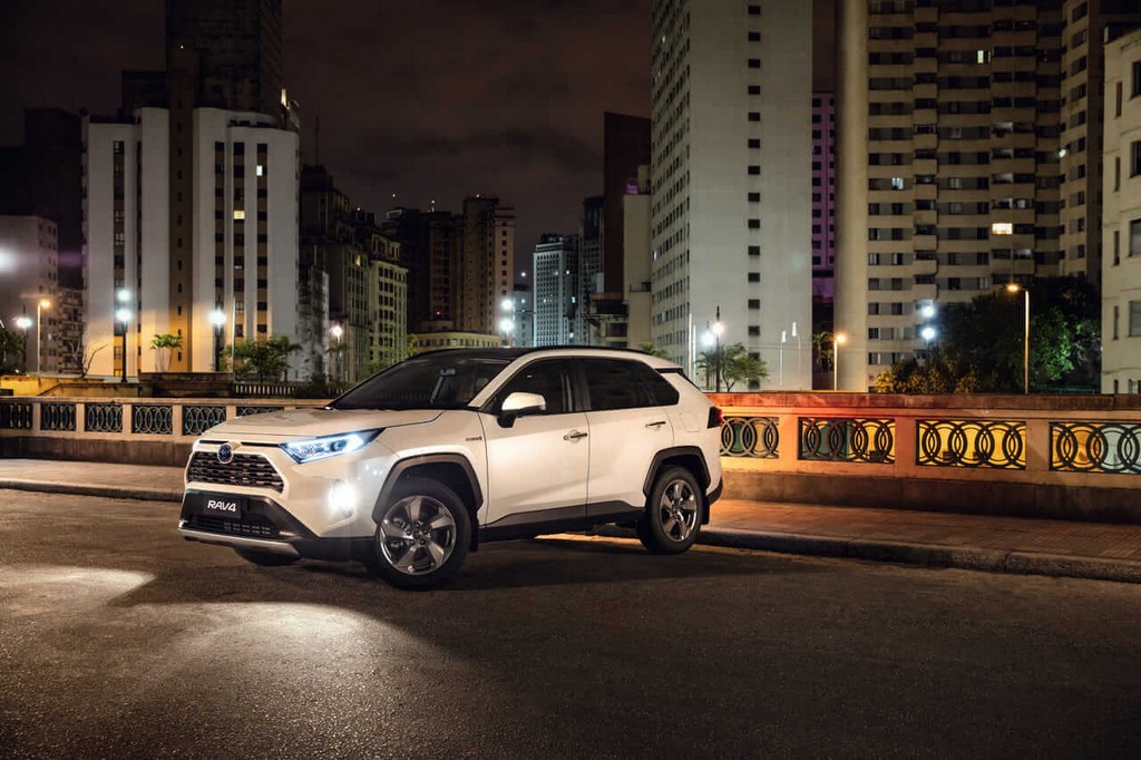 TOYOTA RAV4 S & SX CONNECT HYBRID, foto 2