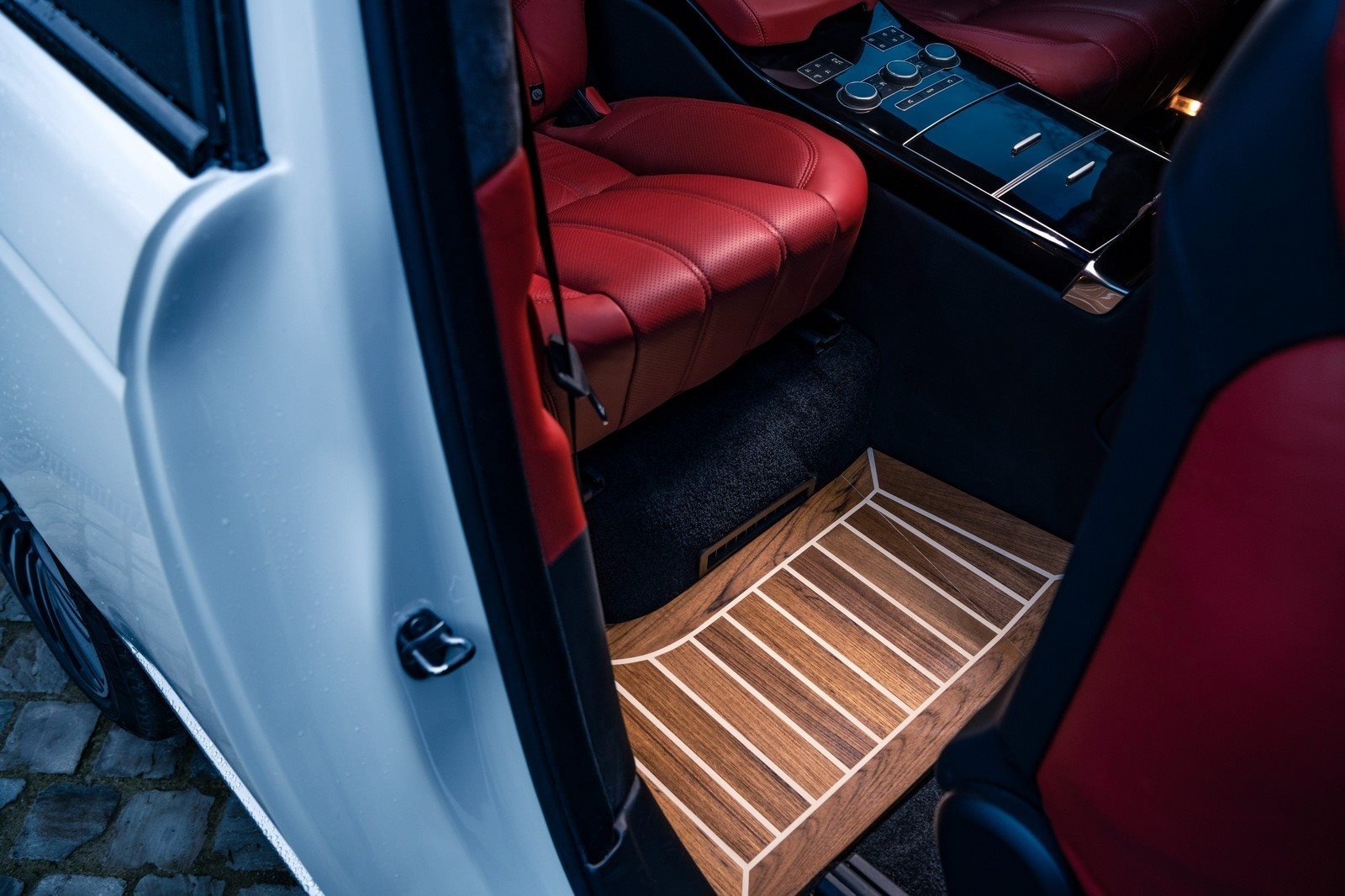 2020 - RANGE ROVER ADVENTUM COUPE, foto 12