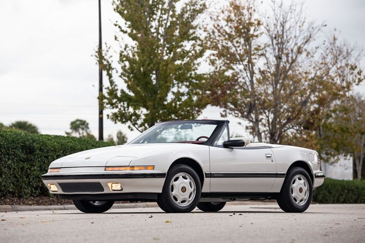1990 - BUICK REATTA SELECT 60 EDITION, foto 1