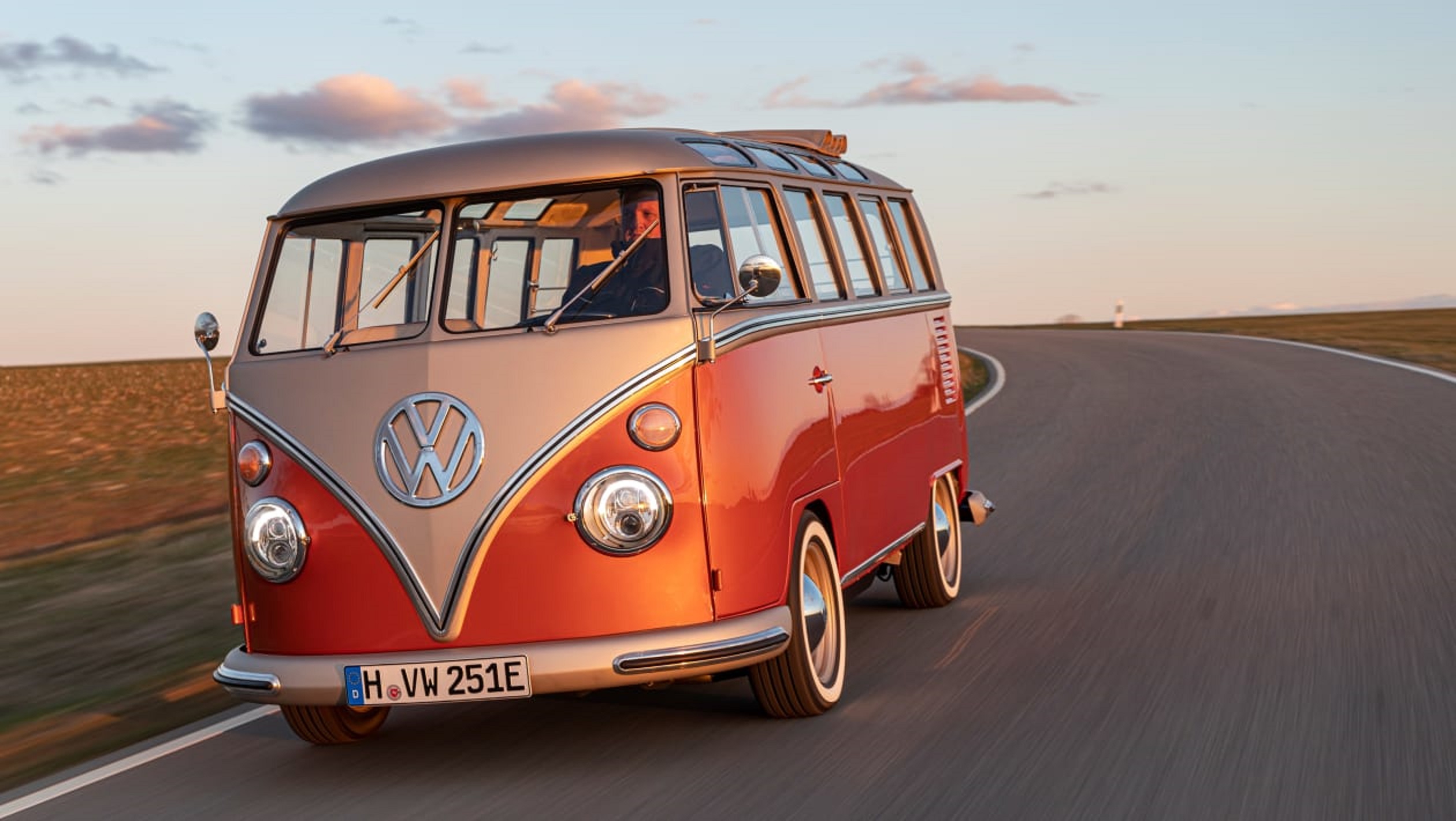 VOLKSWAGEN e-BULLI CONCEPT, foto 1