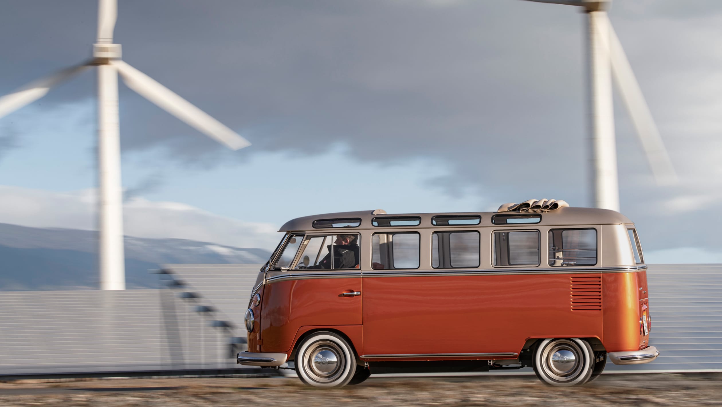 VOLKSWAGEN e-BULLI CONCEPT, foto 3
