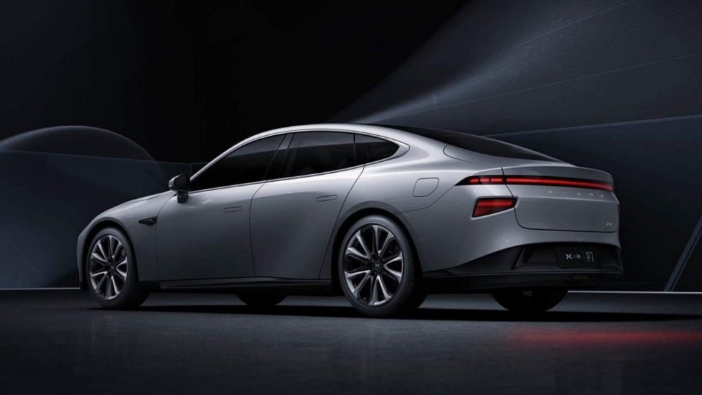 2020 - XPENG P7, foto 4