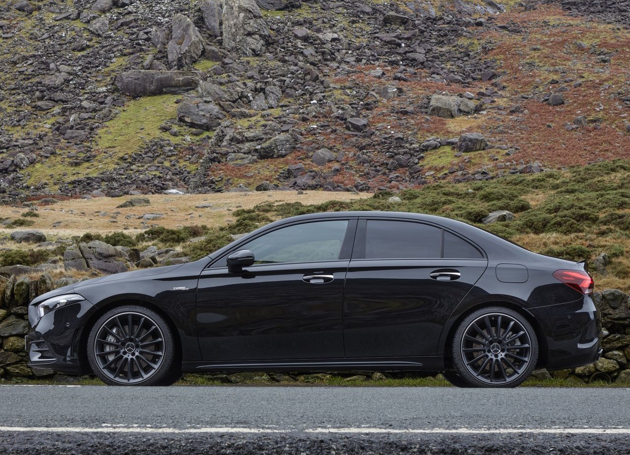 2020 - MERCEDES-AMG A 35 SEDAN UK VERSION, foto 14