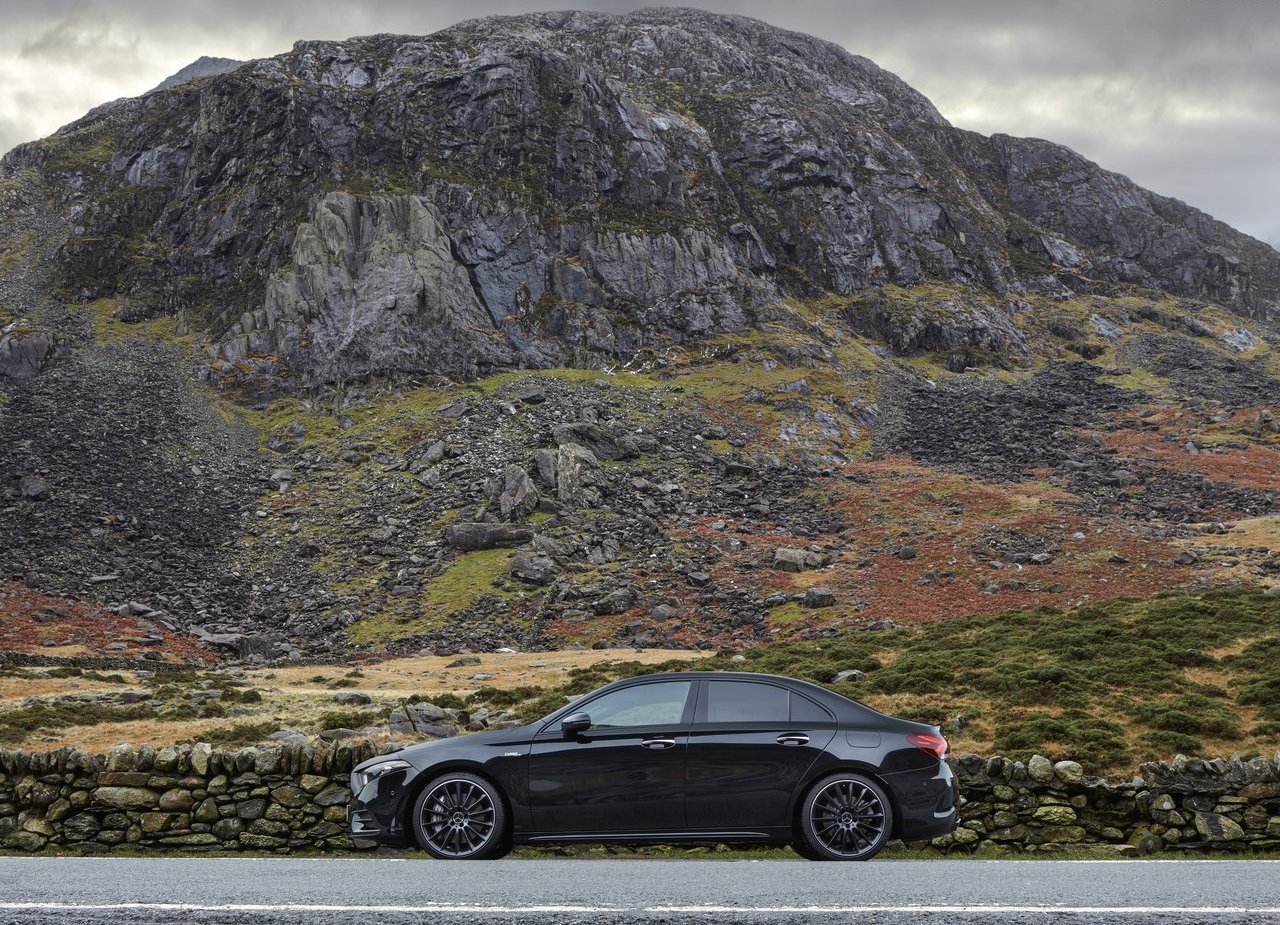 2020 - MERCEDES-AMG A 35 SEDAN UK VERSION, foto 15