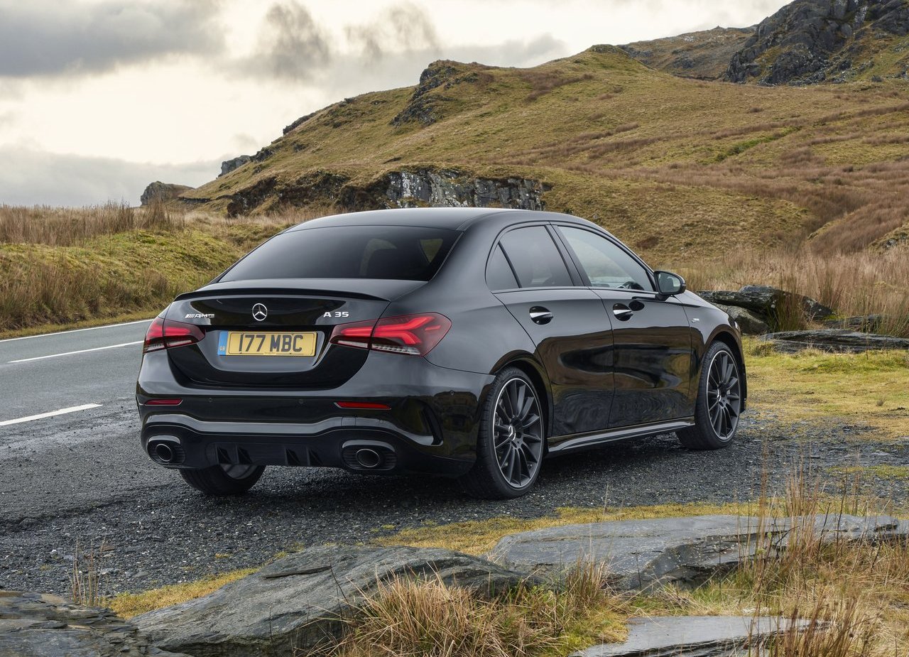 2020 - MERCEDES-AMG A 35 SEDAN UK VERSION, foto 17