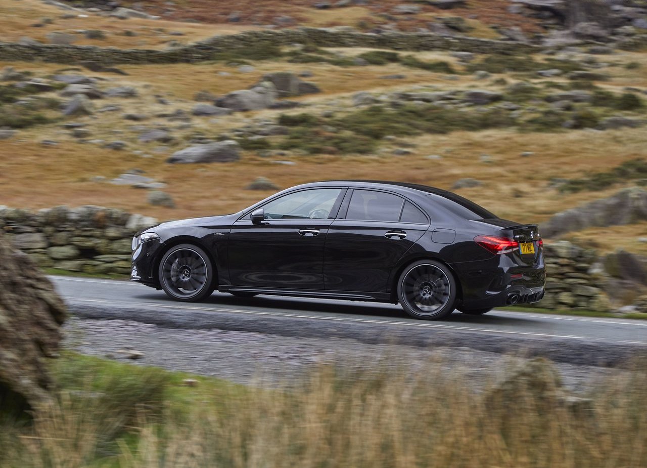 2020 - MERCEDES-AMG A 35 SEDAN UK VERSION, foto 27