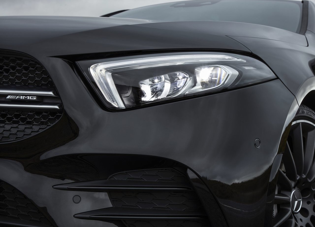 2020 - MERCEDES-AMG A 35 SEDAN UK VERSION, foto 46