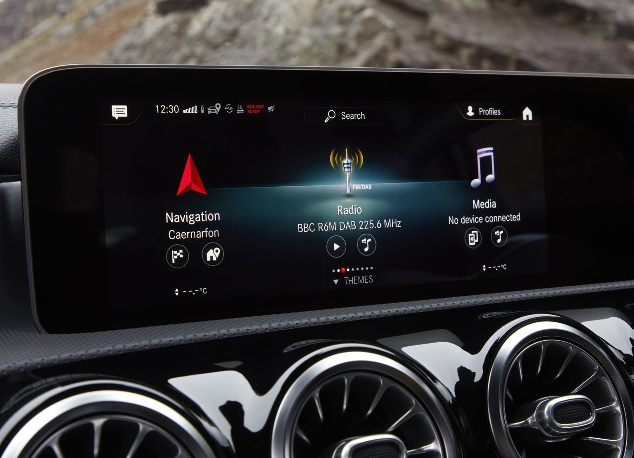 2020 - MERCEDES-AMG A 35 SEDAN UK VERSION, foto 64