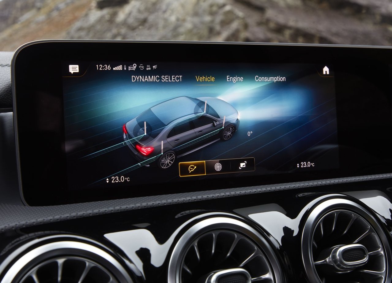 2020 - MERCEDES-AMG A 35 SEDAN UK VERSION, foto 71