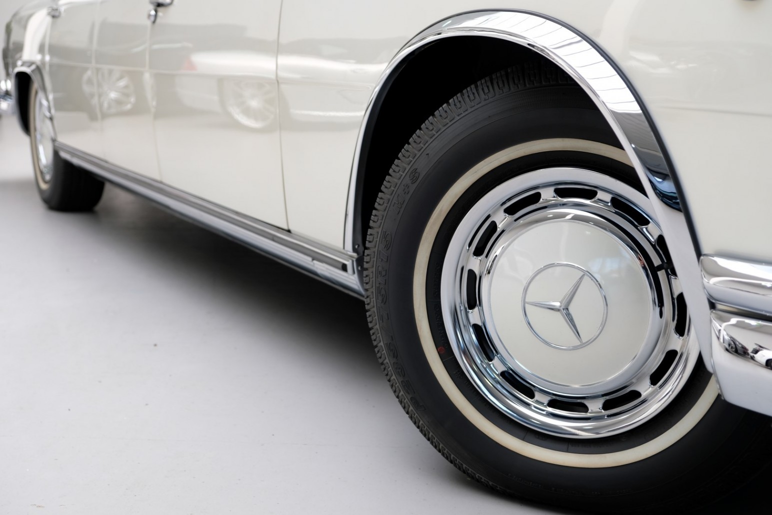MERCEDES-BENZ 600 PULLMAN MAYBACH, foto 5
