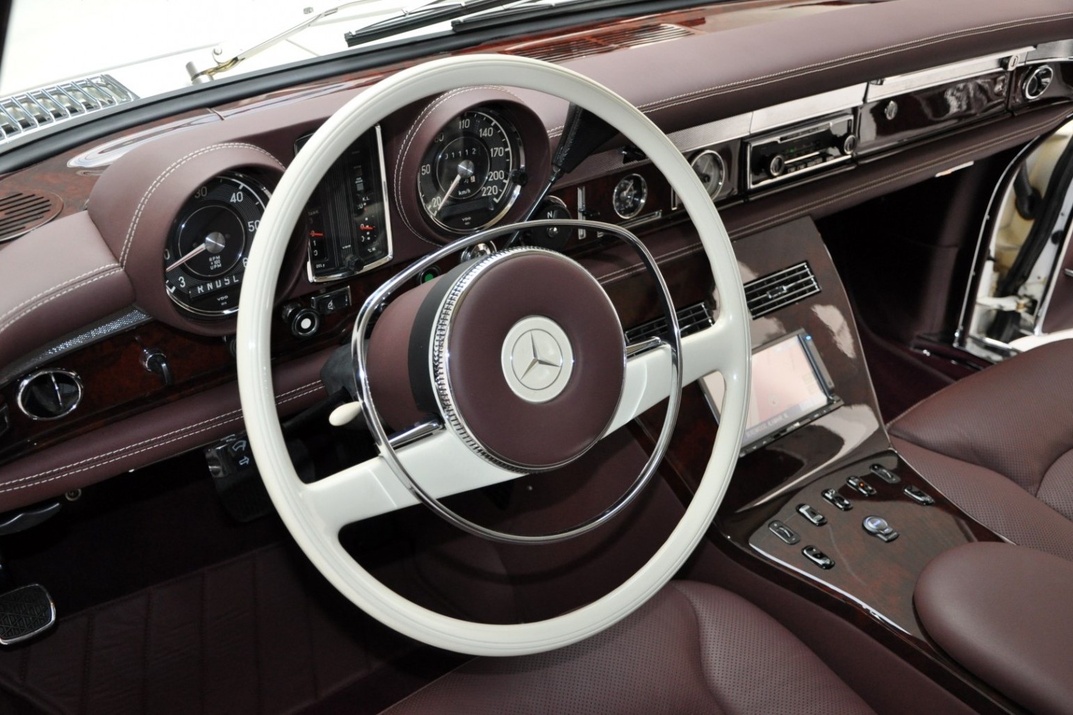 MERCEDES-BENZ 600 PULLMAN MAYBACH, foto 8