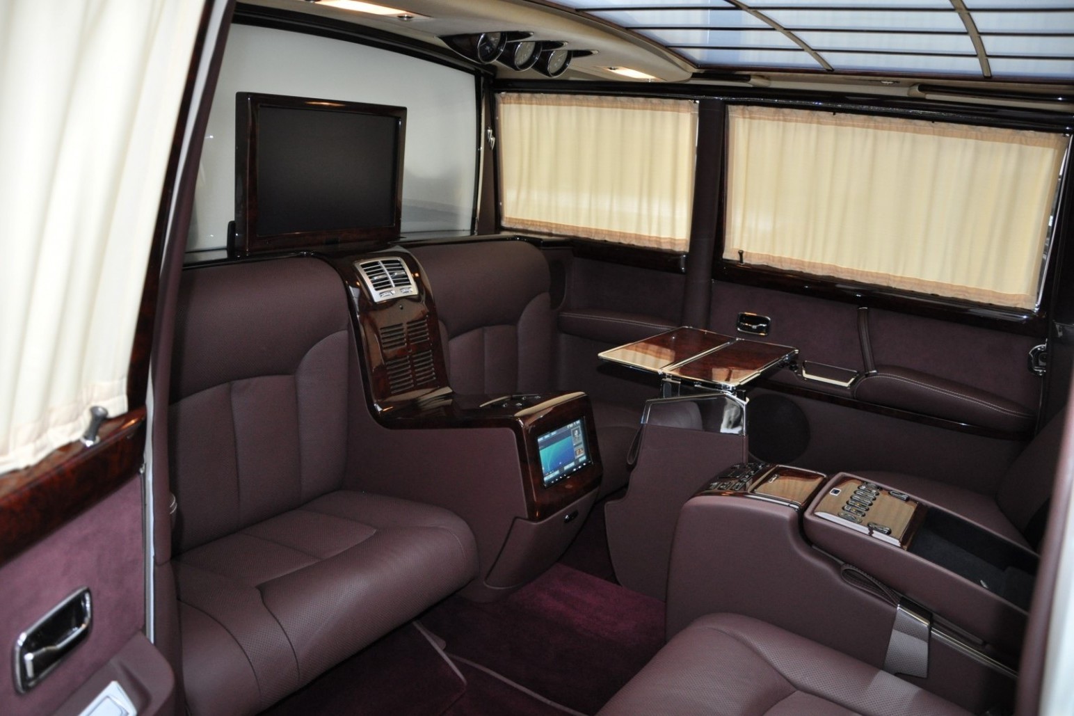 MERCEDES-BENZ 600 PULLMAN MAYBACH, foto 10