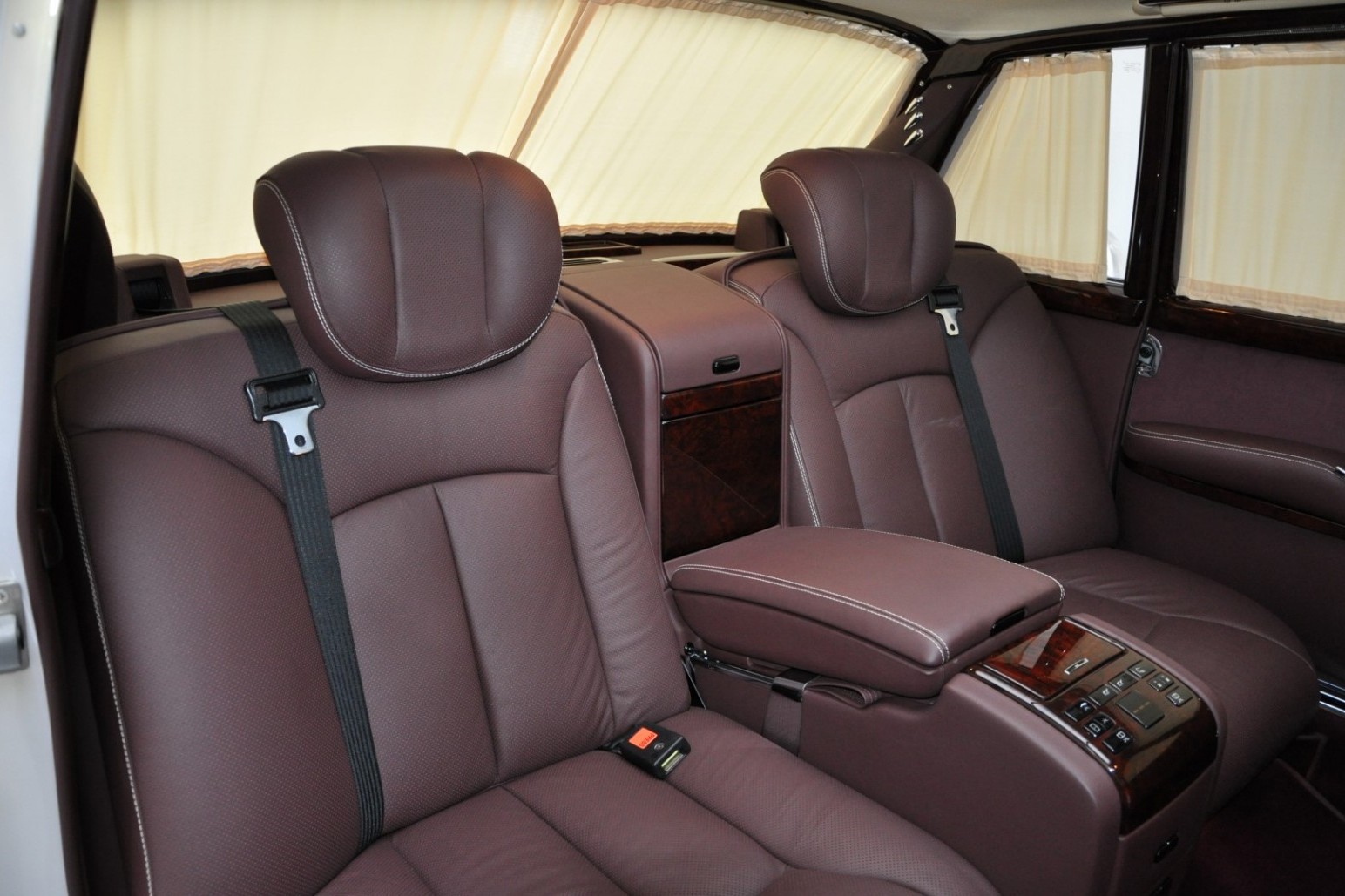 MERCEDES-BENZ 600 PULLMAN MAYBACH, foto 36