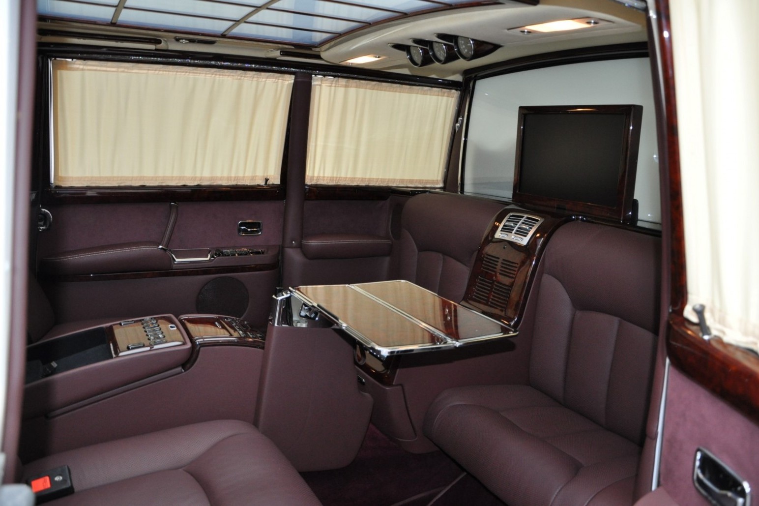 MERCEDES-BENZ 600 PULLMAN MAYBACH, foto 43