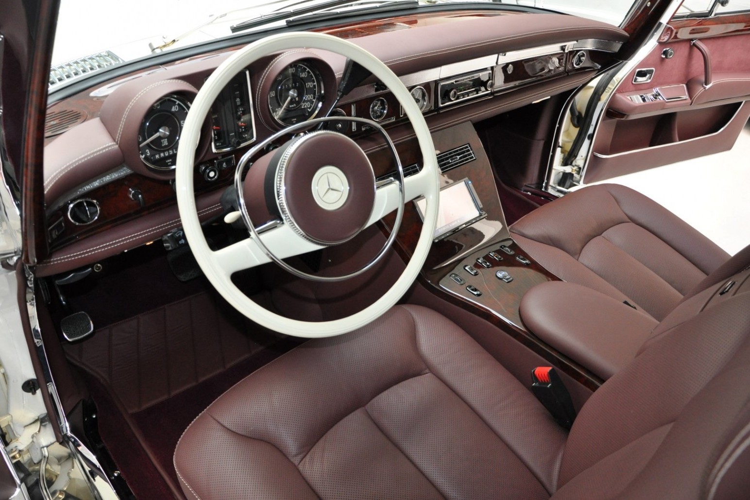 MERCEDES-BENZ 600 PULLMAN MAYBACH, foto 68