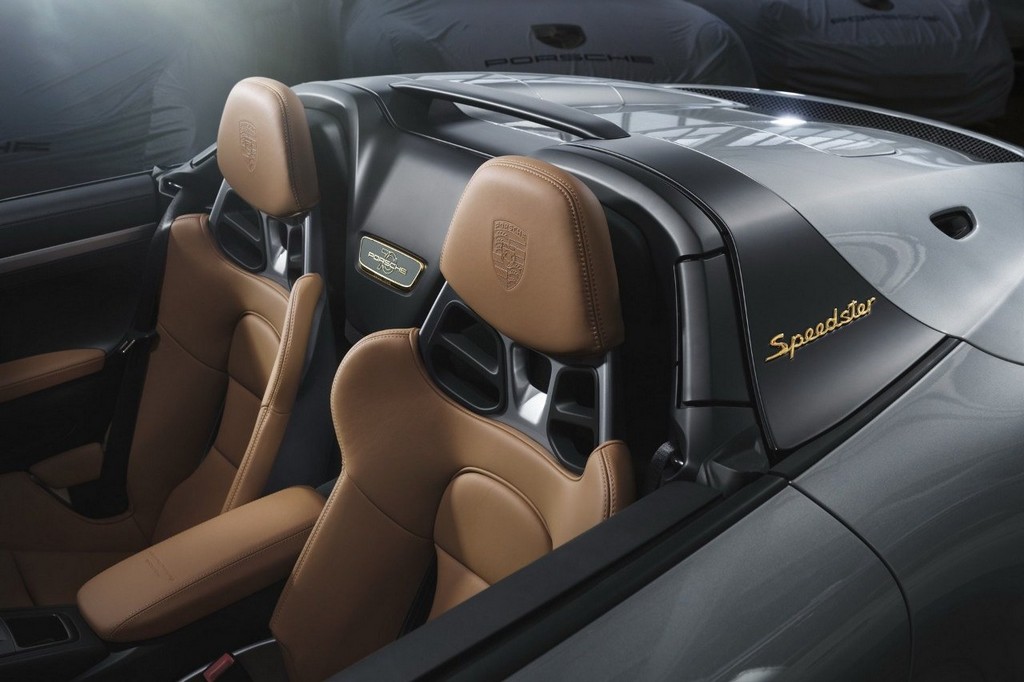 2020 - PORSCHE 911 SPEEDSTER HERITAGE DESIGN, foto 4