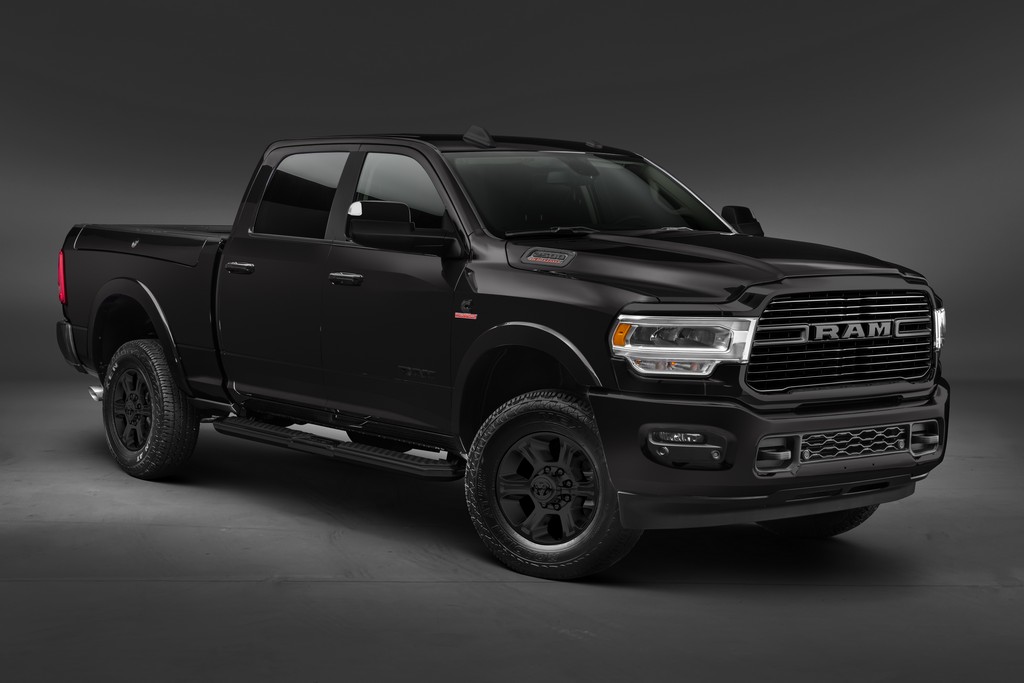 RAM 2500 NIGHT EDITION, foto 2