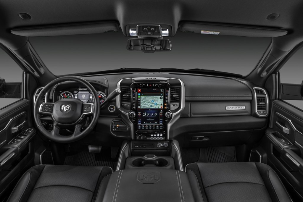 RAM 2500 NIGHT EDITION, foto 6