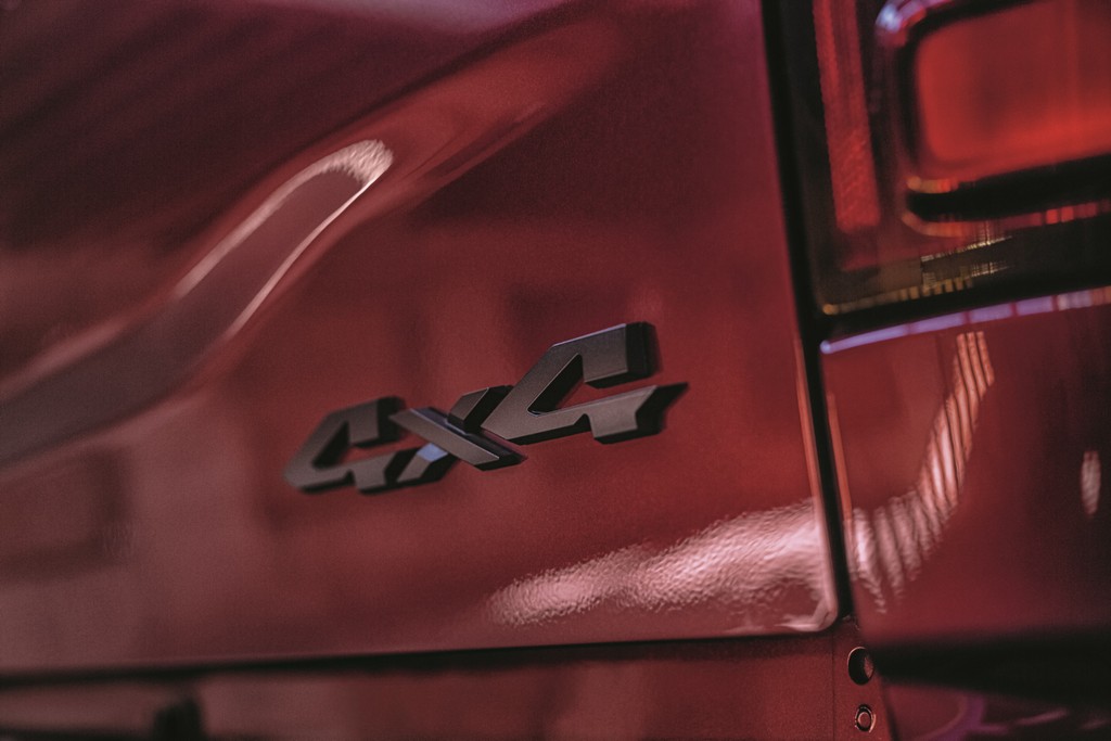 RAM 2500 NIGHT EDITION, foto 11