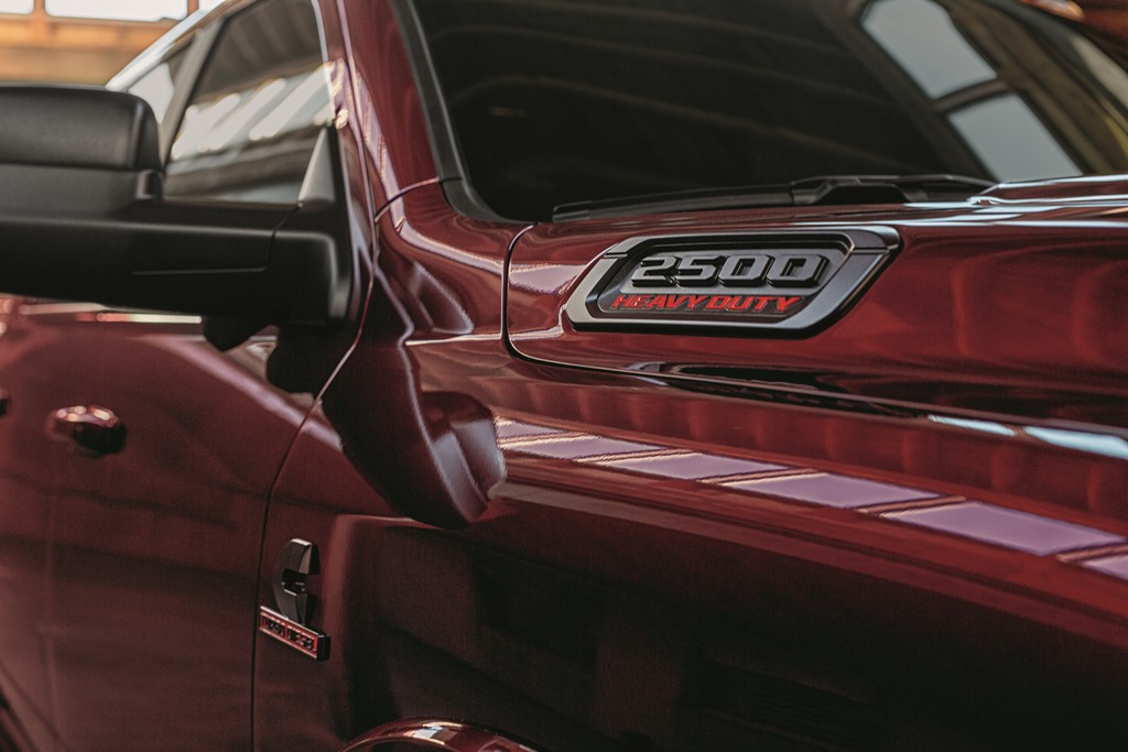 RAM 2500 NIGHT EDITION, foto 12