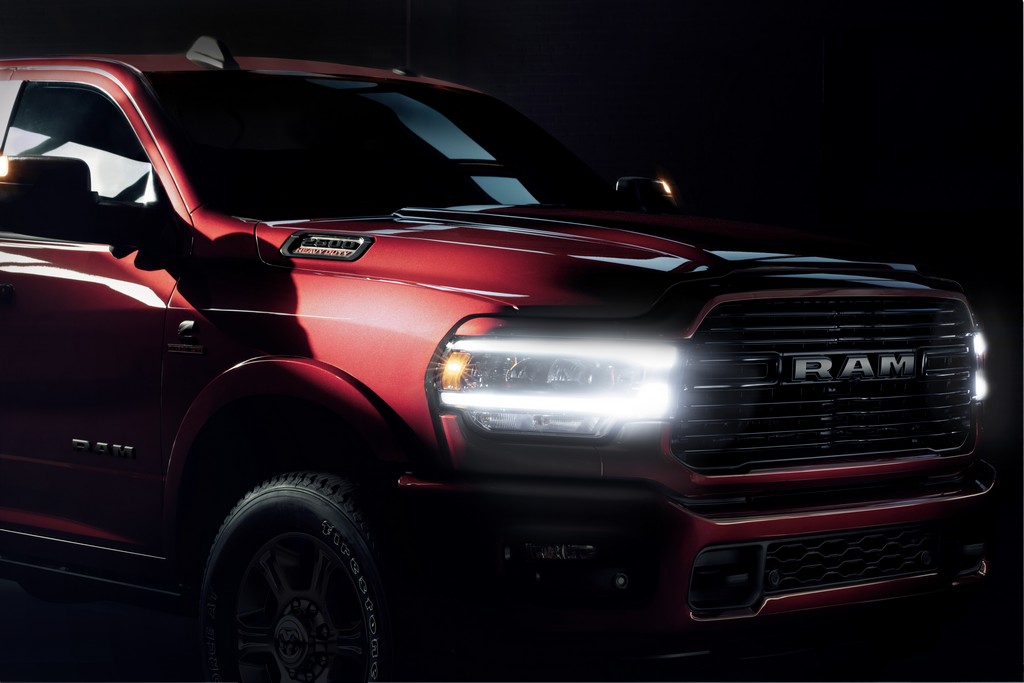 RAM 2500 NIGHT EDITION, foto 13