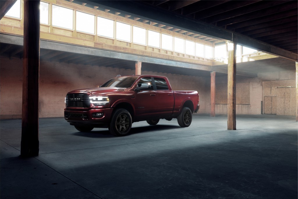 RAM 2500 NIGHT EDITION, foto 16