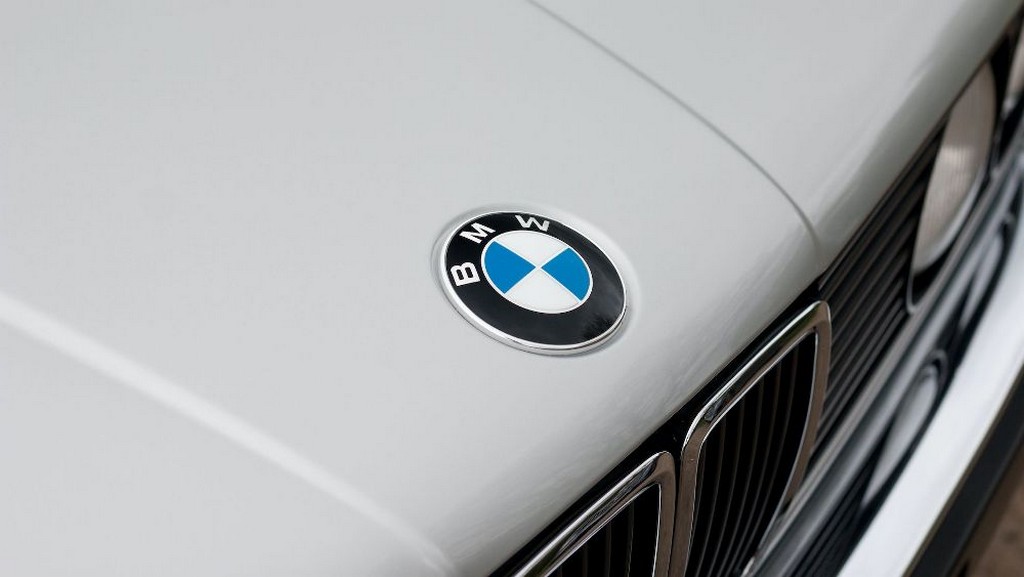 BMW 325iX SEDAN, foto 9