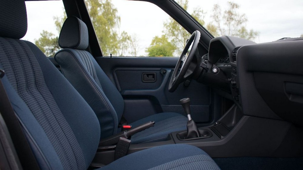 BMW 325iX SEDAN, foto 13