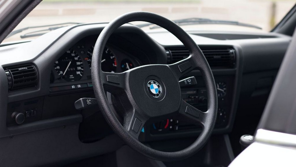BMW 325iX SEDAN, foto 14