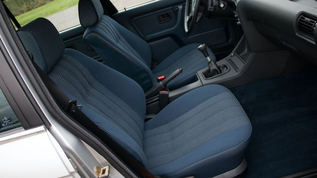 BMW 325iX SEDAN, foto 21