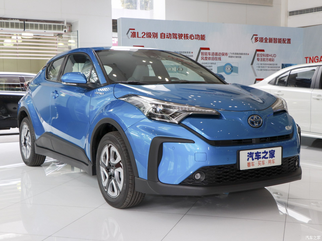 TOYOTA C-HR EV, foto 3