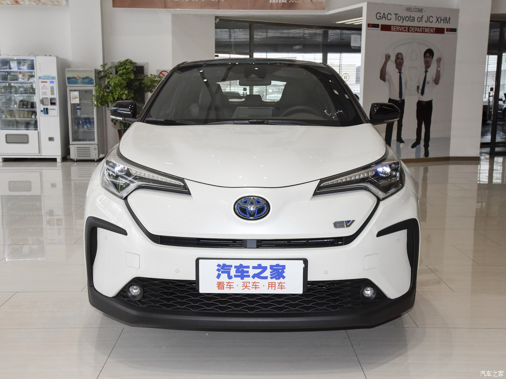 TOYOTA C-HR EV, foto 8