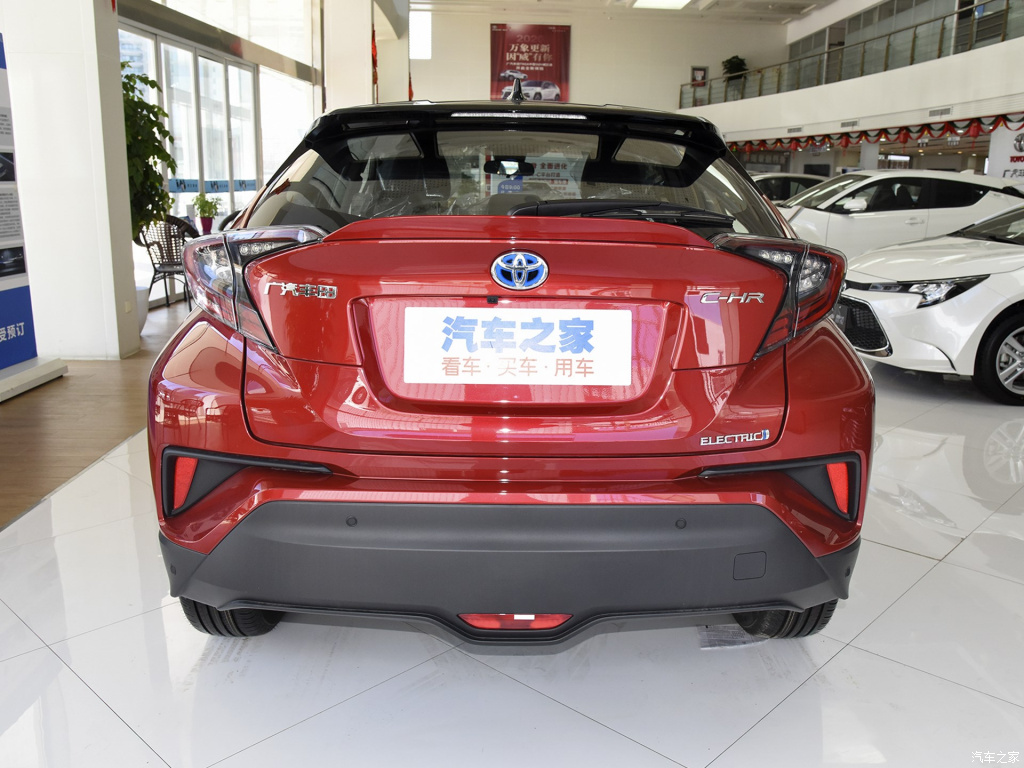 TOYOTA C-HR EV, foto 19