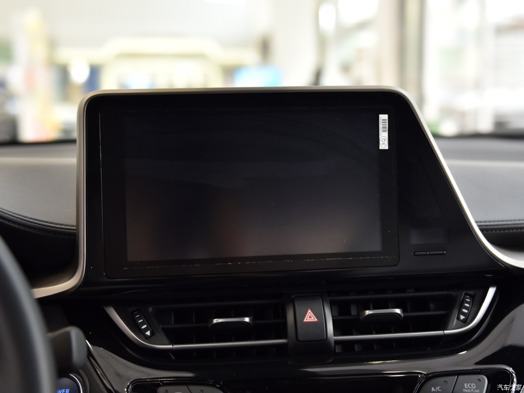 TOYOTA C-HR EV, foto 57