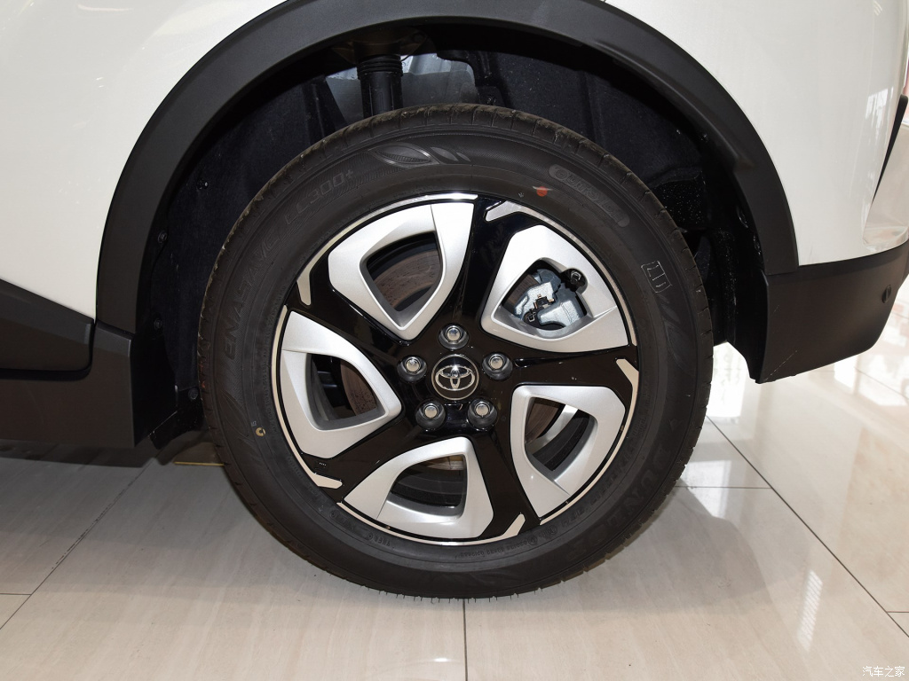 TOYOTA C-HR EV, foto 139