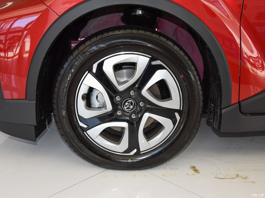 TOYOTA C-HR EV, foto 178