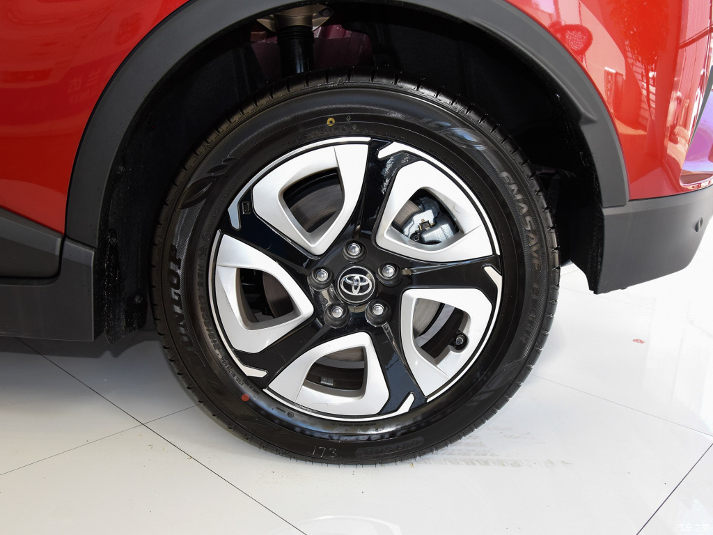 TOYOTA C-HR EV, foto 185